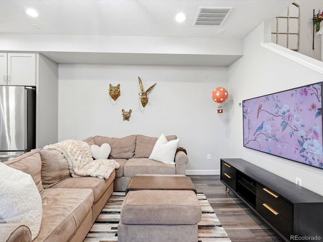 23501 E 5th Dr, Aurora, CO 80018