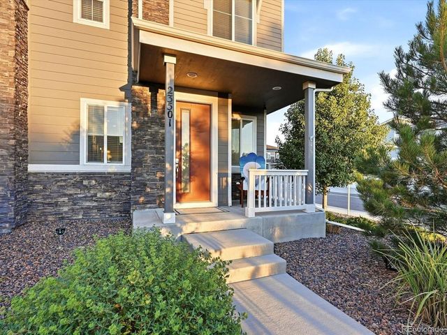 23501 E 5th Dr, Aurora, CO 80018