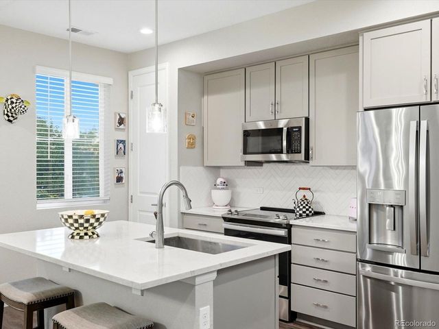 23501 E 5th Dr, Aurora, CO 80018