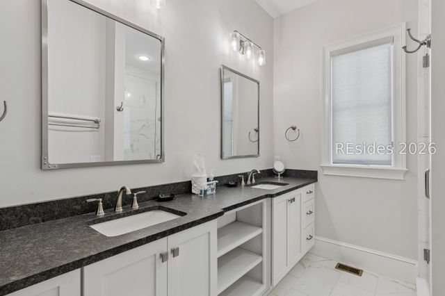 134 Dune Ln, Hilton Head Island, SC 29928