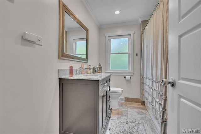 4000 North Hampton Brook Drive, Hamburg, NY 14075