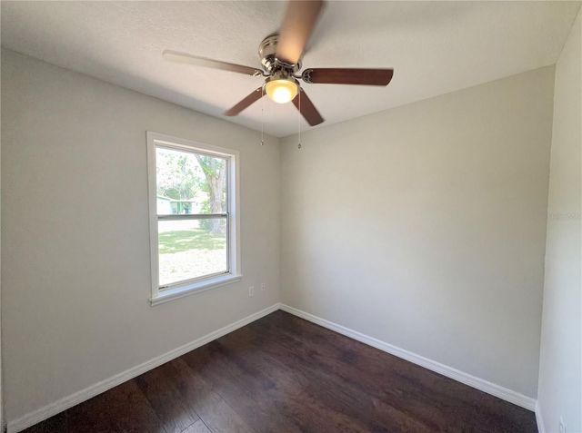 324 BASSEDENA CIRCLE S, Lakeland, FL 33805