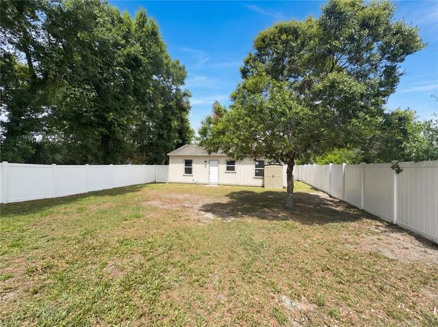 324 BASSEDENA CIRCLE S, Lakeland, FL 33805