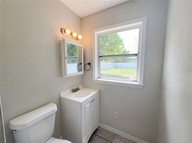 324 BASSEDENA CIRCLE S, Lakeland, FL 33805