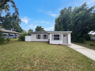 324 BASSEDENA CIRCLE S, Lakeland, FL 33805