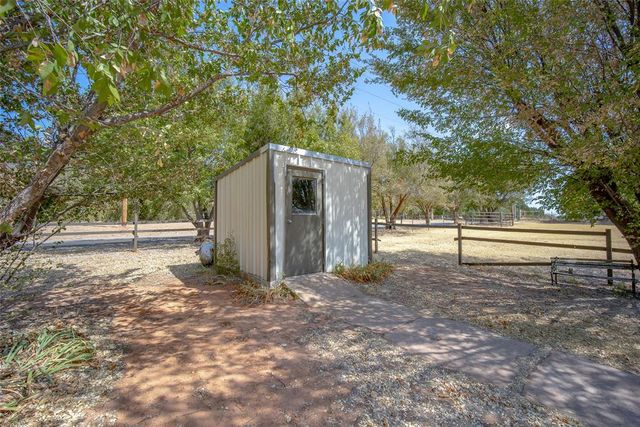 10260 250th Street, Blanchard, OK 73010