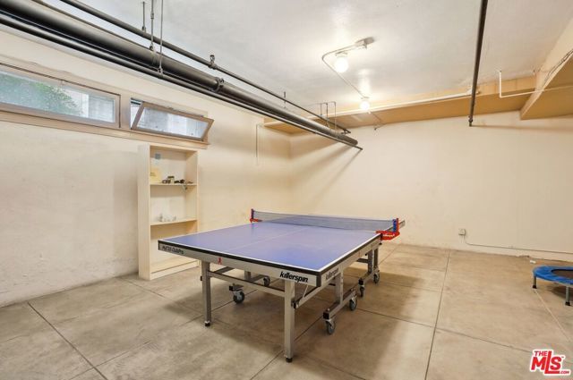 2121 James M Wood Boulevard 414, Los Angeles, CA 90006