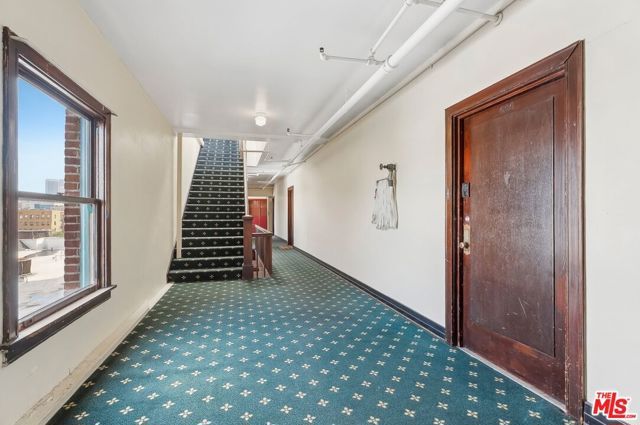 2121 James M Wood Boulevard 414, Los Angeles, CA 90006