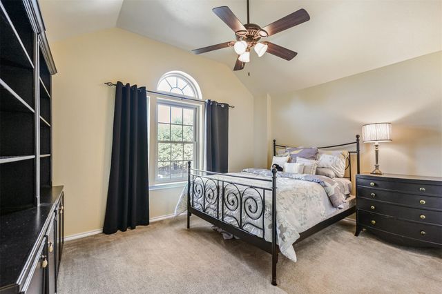 411 Steeplechase DR, Georgetown, TX 78626