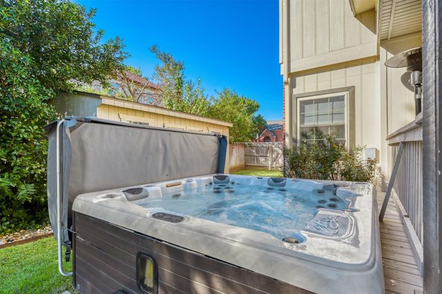 411 Steeplechase DR, Georgetown, TX 78626