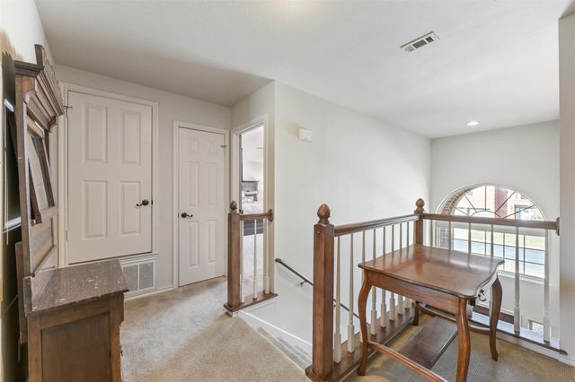 411 Steeplechase DR, Georgetown, TX 78626