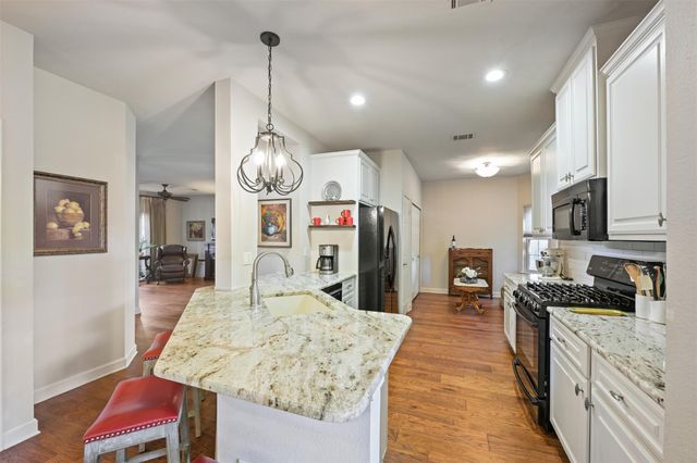411 Steeplechase DR, Georgetown, TX 78626