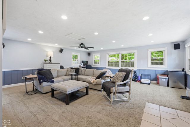 108 S Lansdown Way, Anderson, IN 46012