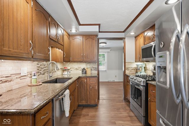 108 S Lansdown Way, Anderson, IN 46012