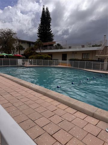 17090 NE 14th Ave 107, Miami, FL 33162