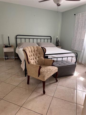 17090 NE 14th Ave 107, Miami, FL 33162