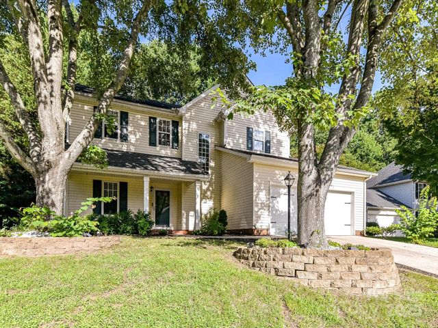 6027 Edinmeadow Lane, Charlotte, NC 28269