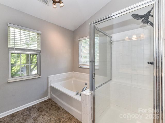 6027 Edinmeadow Lane, Charlotte, NC 28269