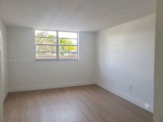 7000 NW 17th Street 116, Plantation, FL 33313