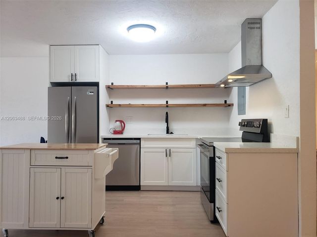 7000 NW 17th Street 116, Plantation, FL 33313