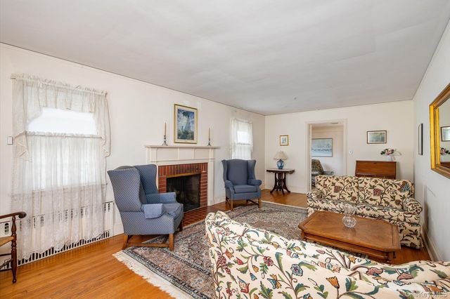 108 Charles Street, East Williston, NY 11501