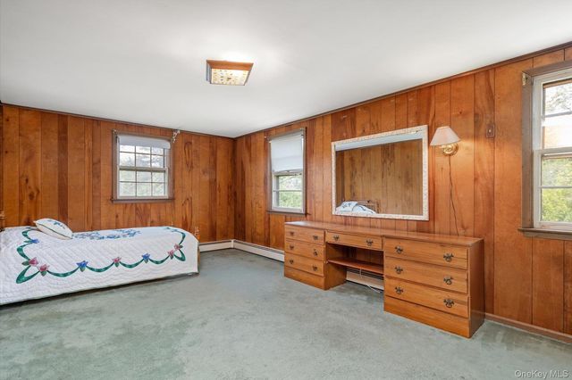 108 Charles Street, East Williston, NY 11501