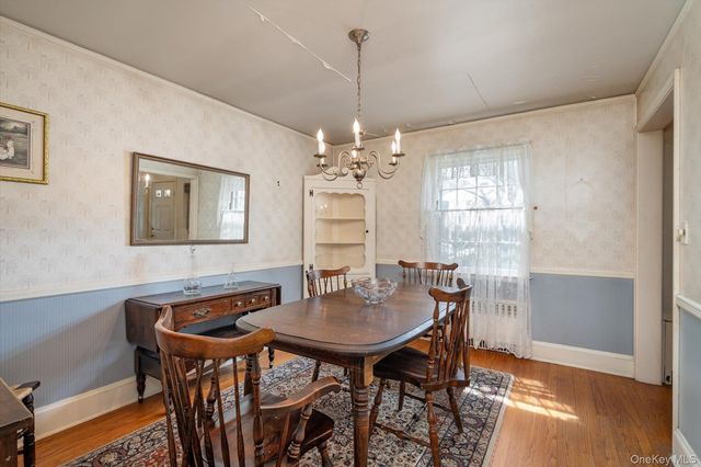 108 Charles Street, East Williston, NY 11501