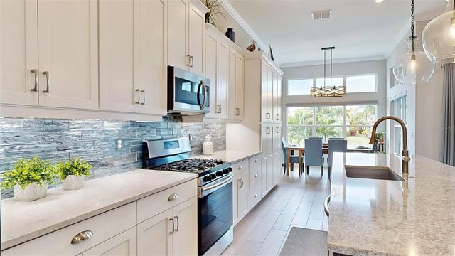 5233 WISHING ARCH DRIVE, Apollo Beach, FL 33572