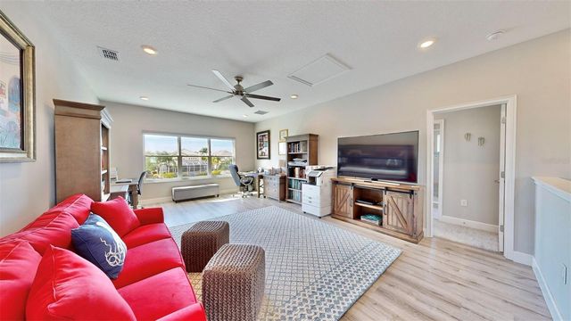 5233 WISHING ARCH DRIVE, Apollo Beach, FL 33572