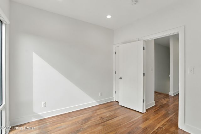 1210 Ellison Ave, Louisville, KY 40204