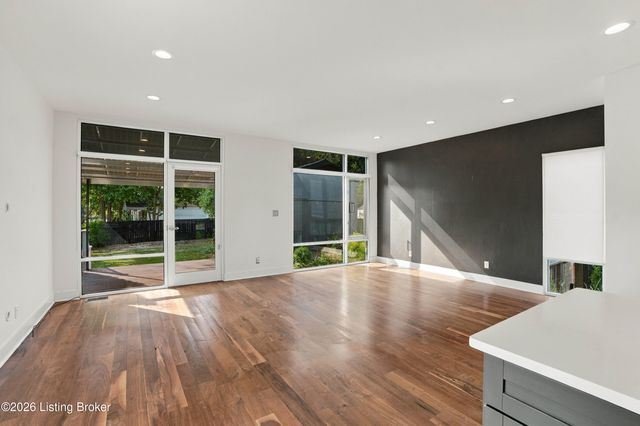 1210 Ellison Ave, Louisville, KY 40204