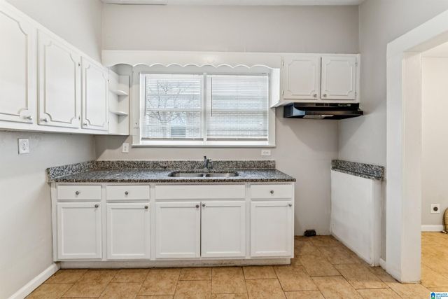 12 1ST PLACE S, Birmingham, AL 35205