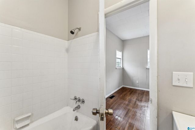 12 1ST PLACE S, Birmingham, AL 35205