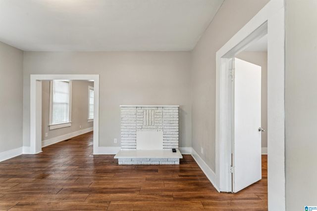 12 1ST PLACE S, Birmingham, AL 35205