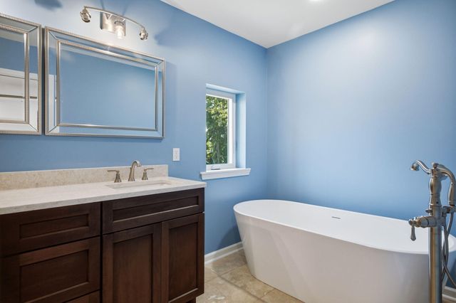 103 Mayfield Drive, Michigan City, IN 46360