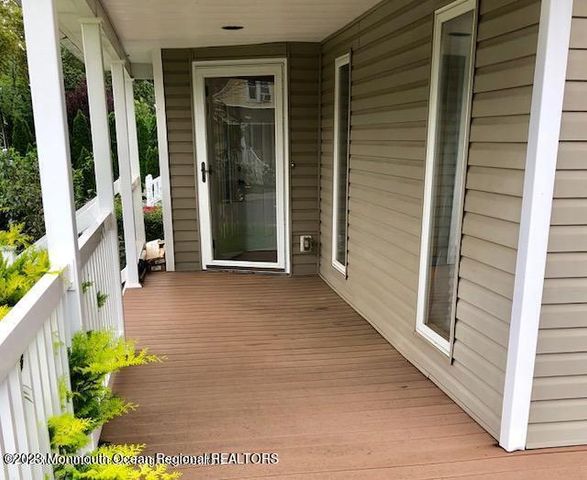 223 Lewis Street, Oakhurst, NJ 07755