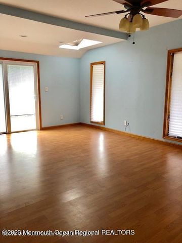 223 Lewis Street, Oakhurst, NJ 07755