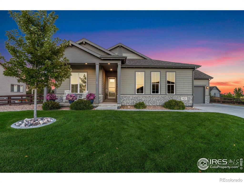 923 Pitch Fork Drive, Windsor, CO 80550