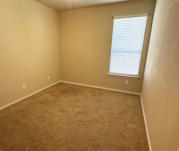 1719 Cross Creek Lane, Cleburne, TX 76033