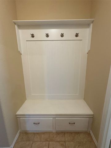 1719 Cross Creek Lane, Cleburne, TX 76033