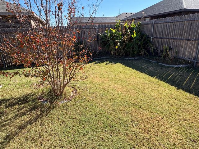 1719 Cross Creek Lane, Cleburne, TX 76033