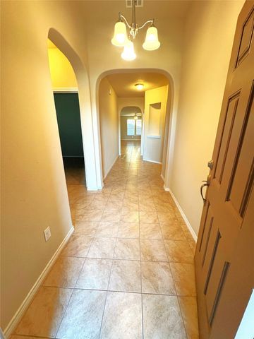 1719 Cross Creek Lane, Cleburne, TX 76033