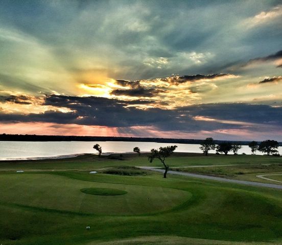 1719 Cross Creek Lane, Cleburne, TX 76033