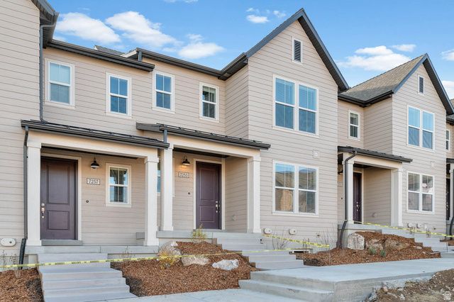 7253 S CAMPION DR, West Jordan, UT 84081