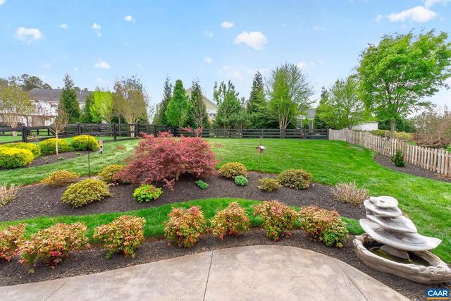 65 CHERRYWOOD CT, Zion Crossroads, VA 22942