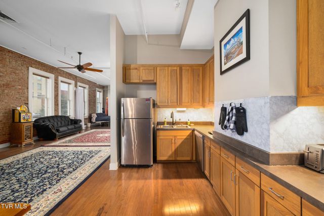 116 Tipton Street 204, Johnson City, TN 37604
