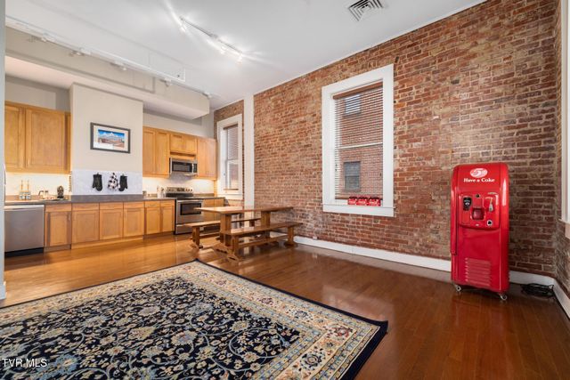 116 Tipton Street 204, Johnson City, TN 37604