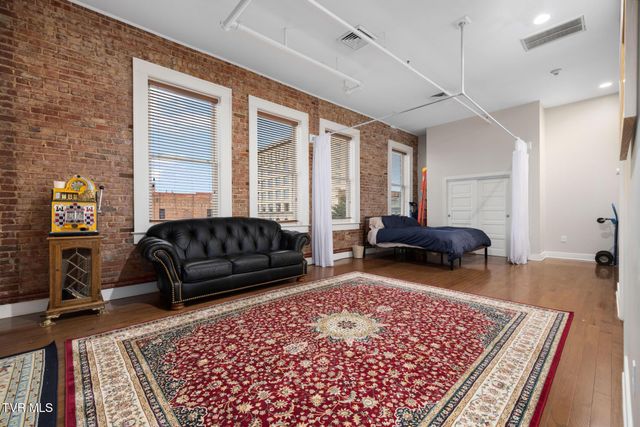 116 Tipton Street 204, Johnson City, TN 37604