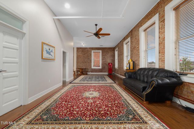 116 Tipton Street 204, Johnson City, TN 37604