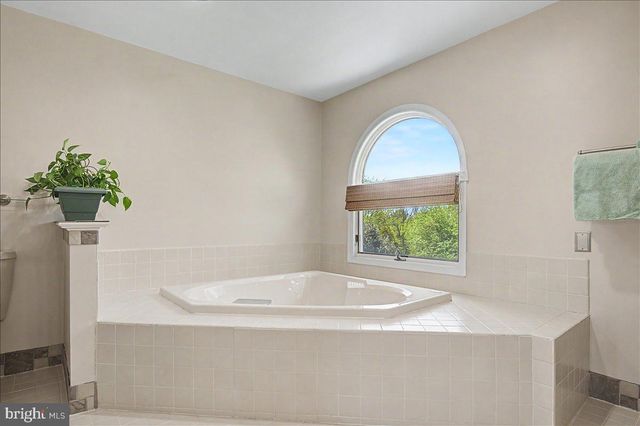 801 WESTRIDGE DR, Hockessin, DE 19707